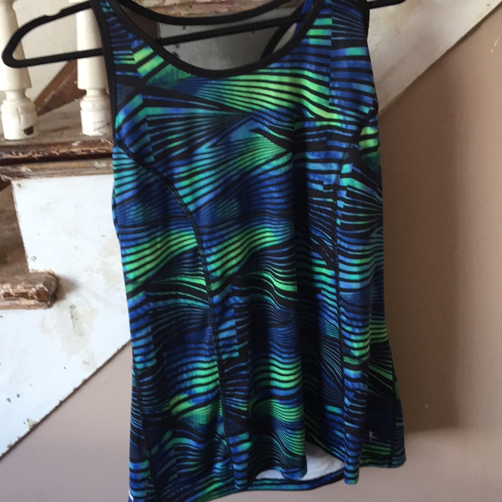 Ladies workout top